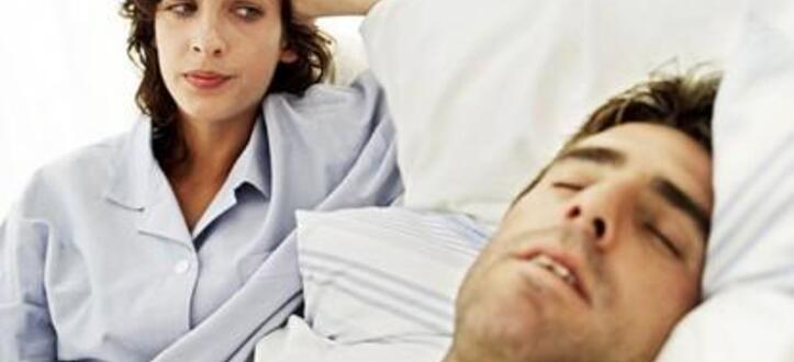 Oboseala provoacă somnambulism